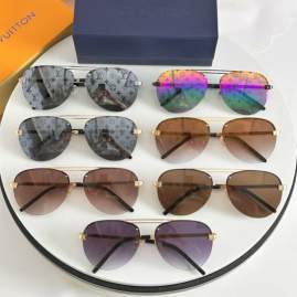 Picture of Louis Vuitton Sunglasses _SKUfw75177750fw